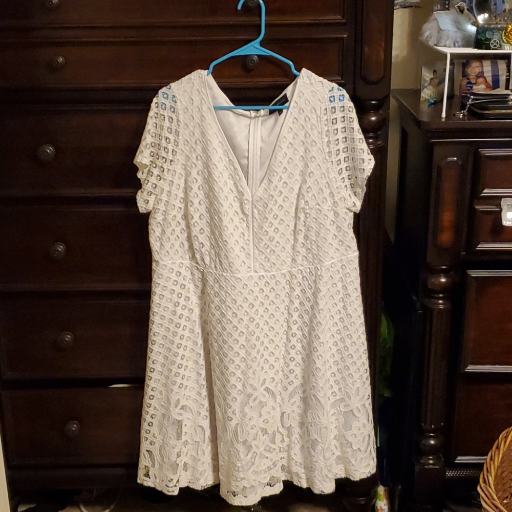 Lane Bryant white lace 22w dress